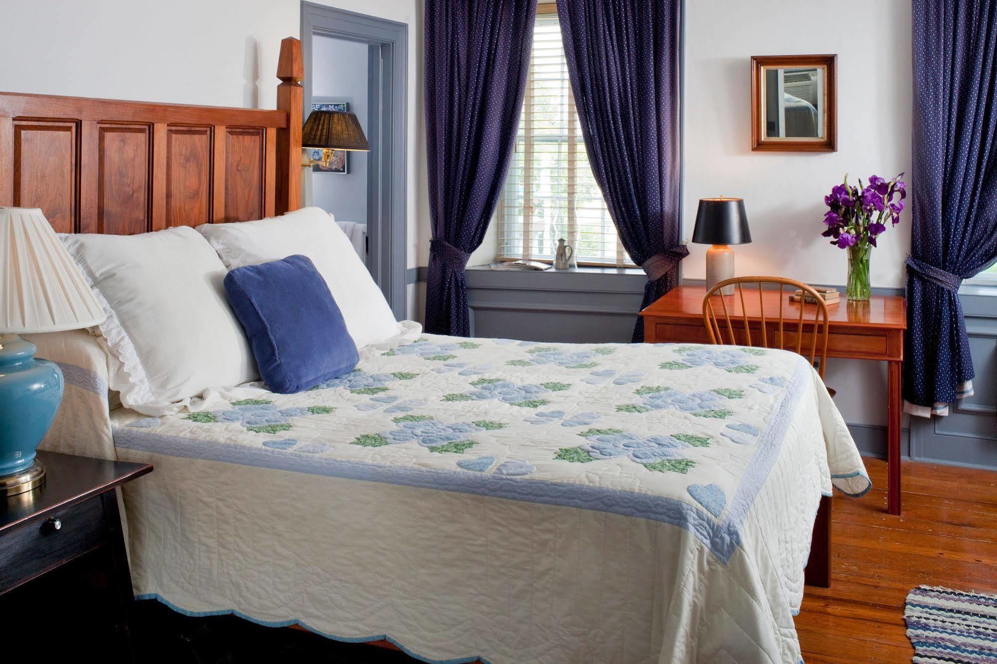 Historic Smithton Inn Ефрета Екстер'єр фото