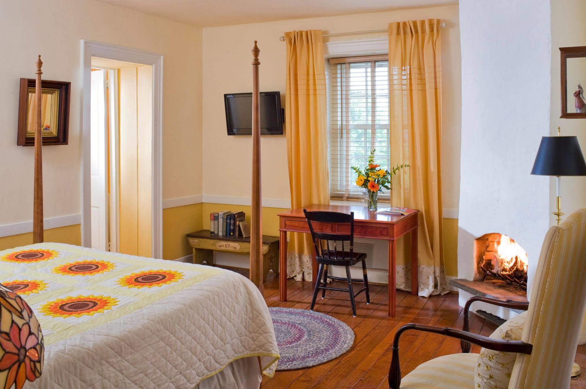 Historic Smithton Inn Ефрета Екстер'єр фото